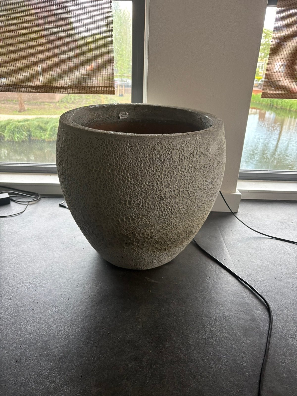Planten bot, Tuin en Terras, Bloempotten, Ophalen, Rond, Zo goed als nieuw, Minder dan 25 cm