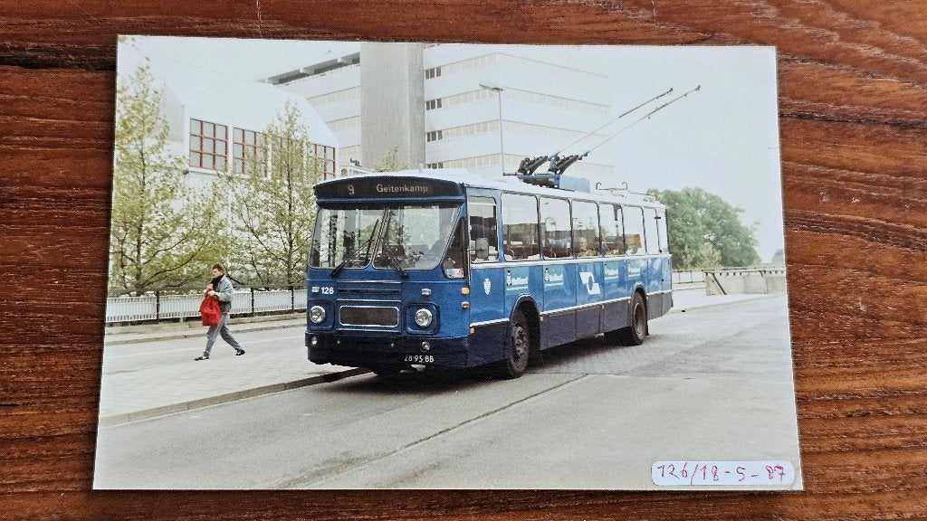 Foto BUS GVA Arnhem 126 Trolleybus, Verzenden, Gebruikt, Bus of Metro, Overige typen