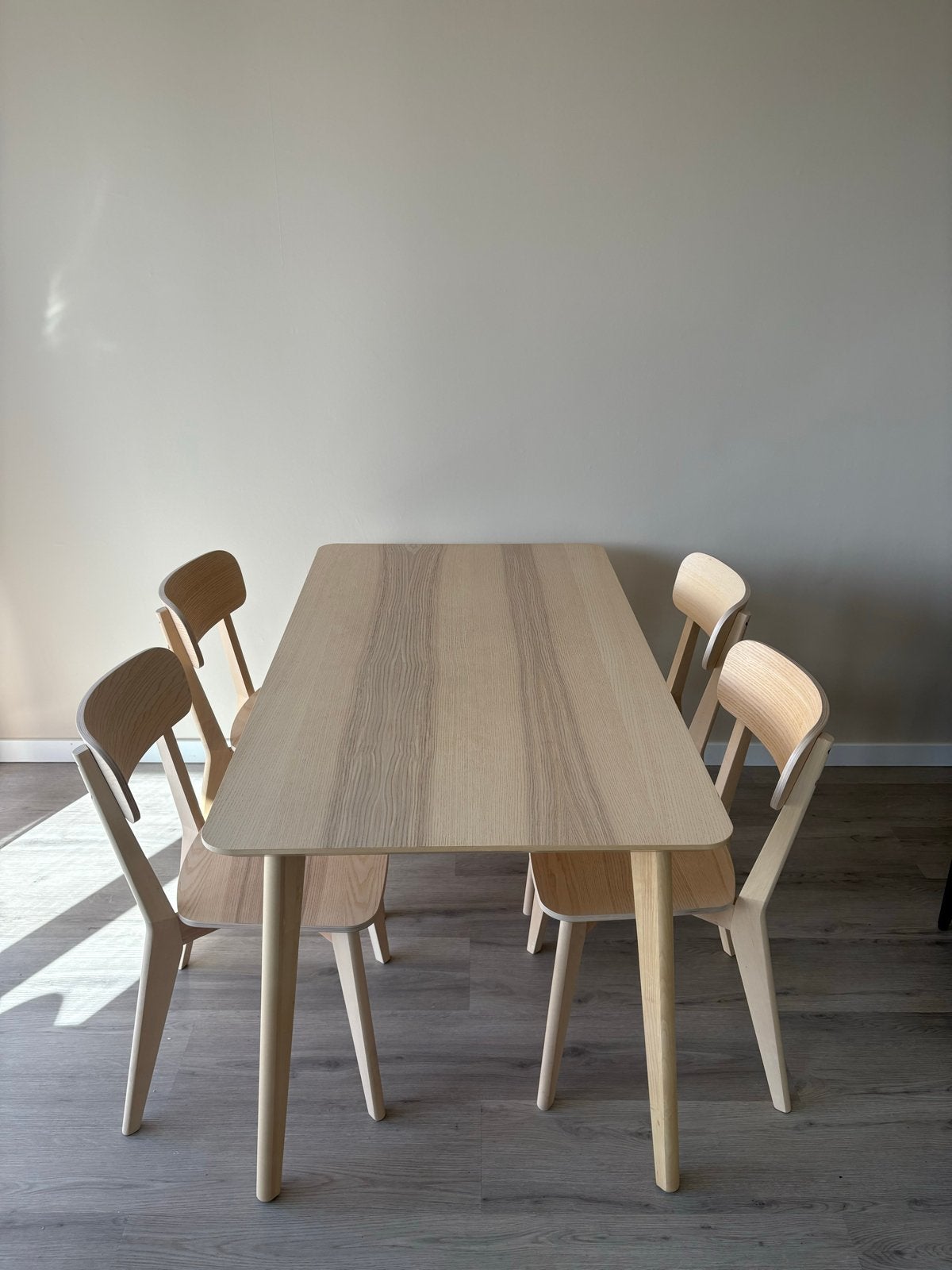 IKEA LISABO eettafel + 4 stoelen – complete set, Huis en Inrichting, Ophalen, 100 tot 150 cm, Eikenhout, 50 tot 100 cm