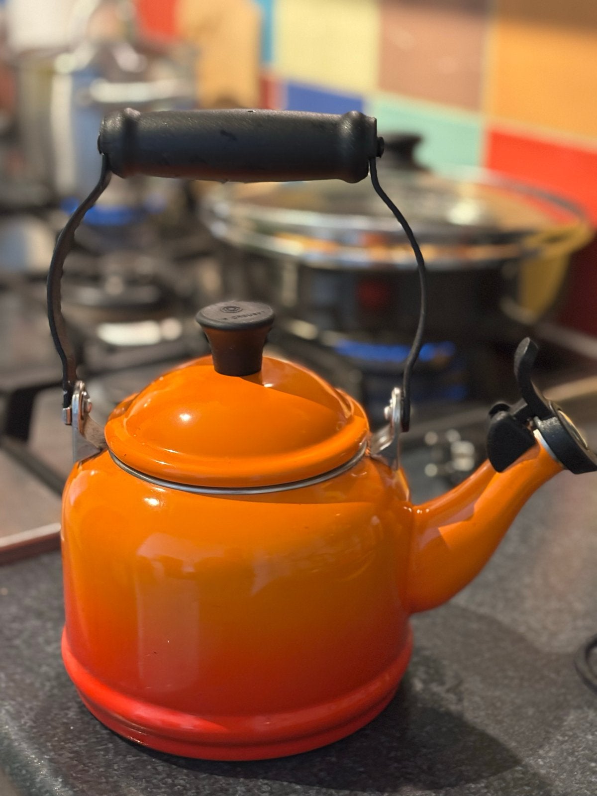 Le Creuset Fluitketel - Oranje, Gebruikt, Ophalen of Verzenden, Metaal, Oranje