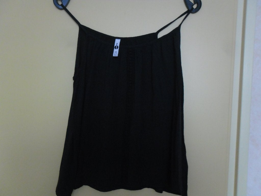 Nieuw blauw topje. Maat 34, Kleding | Dames, Tops, Blauw, Nieuw, Ophalen of Verzenden, Everme