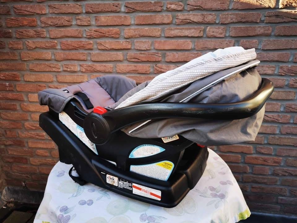 Graco Snugride 30 LX Baby Car Seat with base, Kinderen en Baby's, Autostoeltjes, Ophalen of Verzenden, Graco, 0 t/m 13 kg, Gebruikt