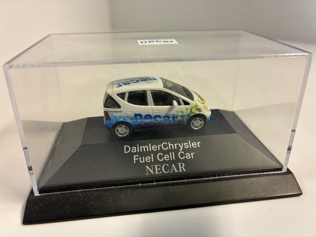 45994: Daimler Chrysler Fuel Cell car Necar - Dealermodel, Hobby en Vrije tijd, Overige merken, Auto, Info@carmodel.com, Viale Europa Unita snc, Zona Industriale, 64032 Casoli Di Atri