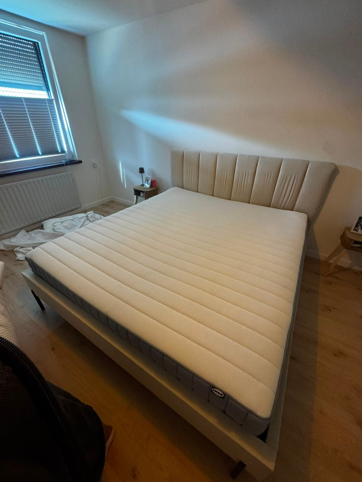 Matras 180x200 ikea, Huis en Inrichting, Slaapkamer | Matrassen en Bedbodems, Ophalen, Zo goed als nieuw, Tweepersoons, 180 cm