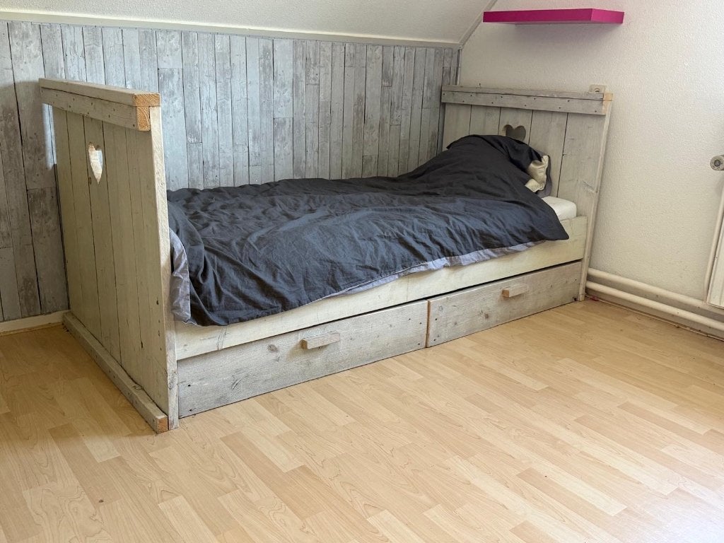 Te koop: Mooi houten kinderbed, Kinderen en Baby's, Ophalen, 85 tot 100 cm, Gebruikt, Lattenbodem