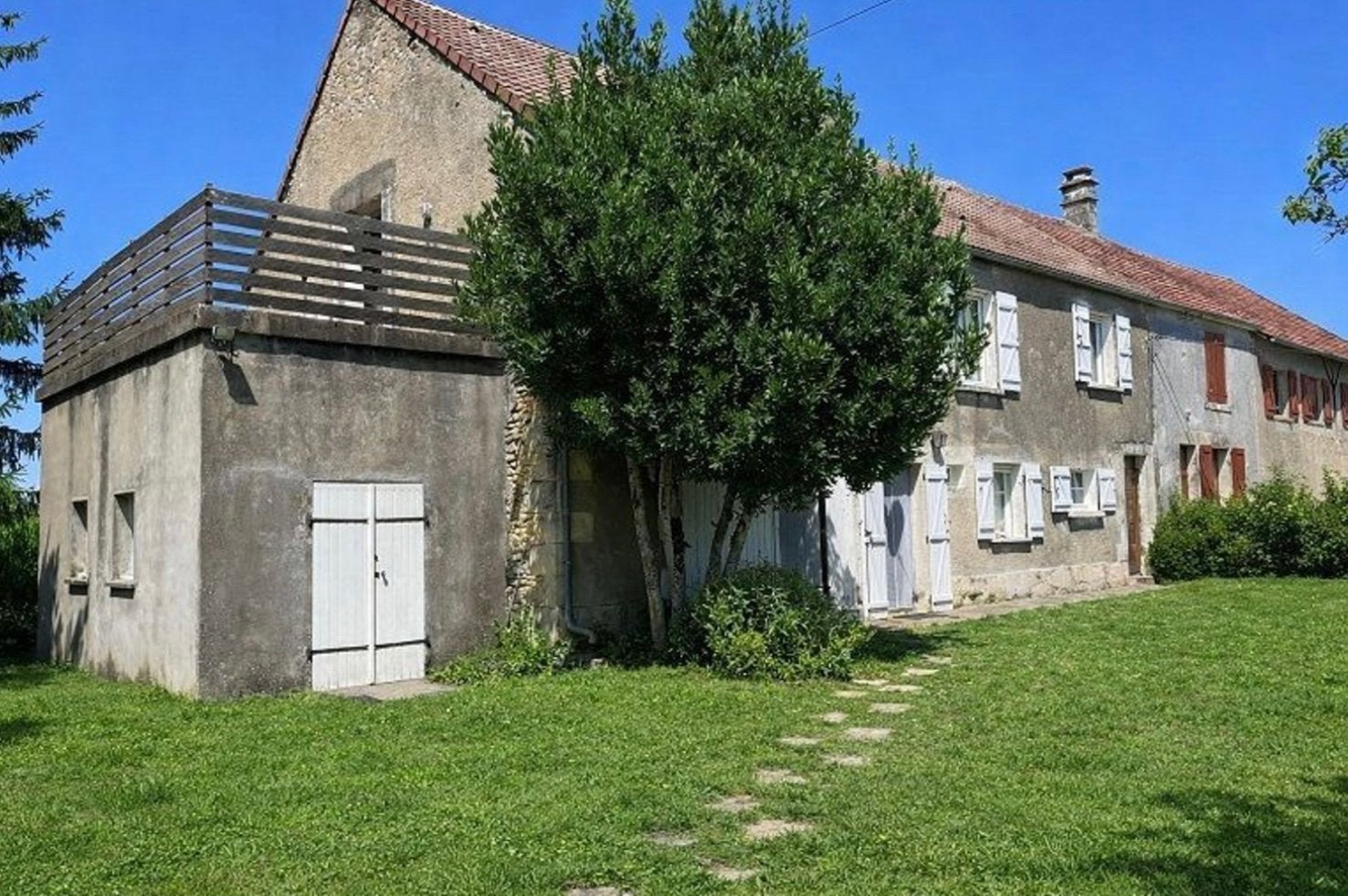 Franse boerderij Bourgogne | 12 slaapplaatsen | € 149.500, 154 m², Frankrijk, Woonhuis, Landelijk