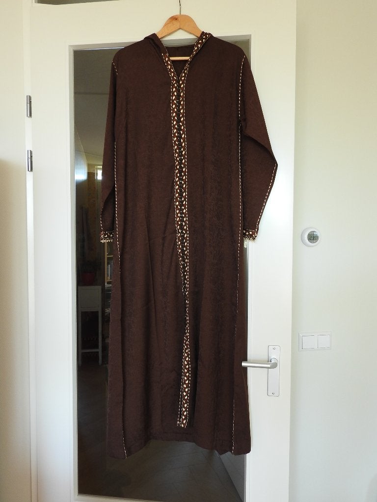 Gloednieuw! Uit Marokko Donkerbruine djellaba mt. 40, Maat 38/40 (M), Overige typen, Bruin, Nieuw