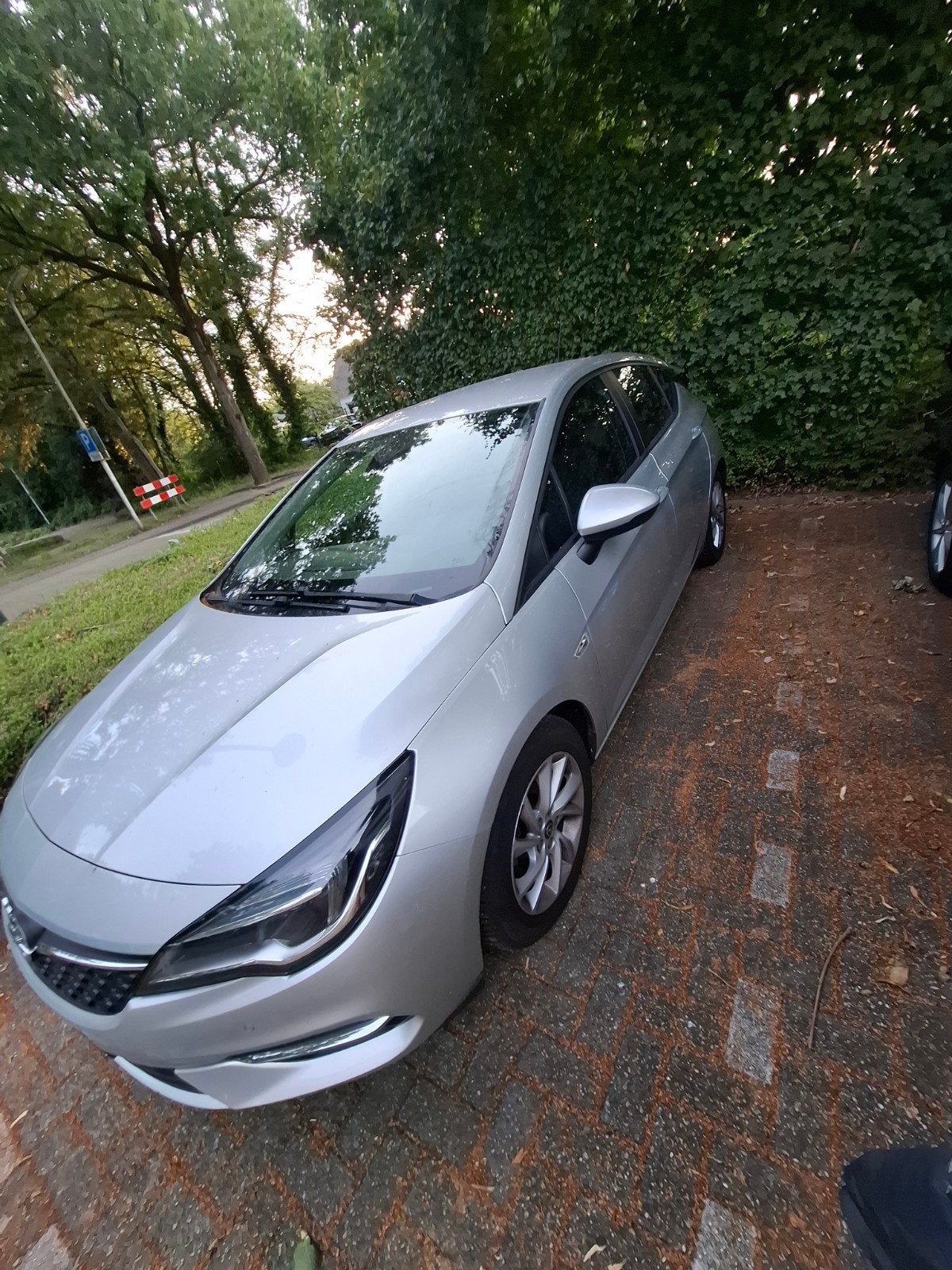 Opel Astra 1.2 Turbo 130pk  2020 Grijs, Auto's, Opel, Voorwielaandrijving, Stof, 1199 cc, 620 kg