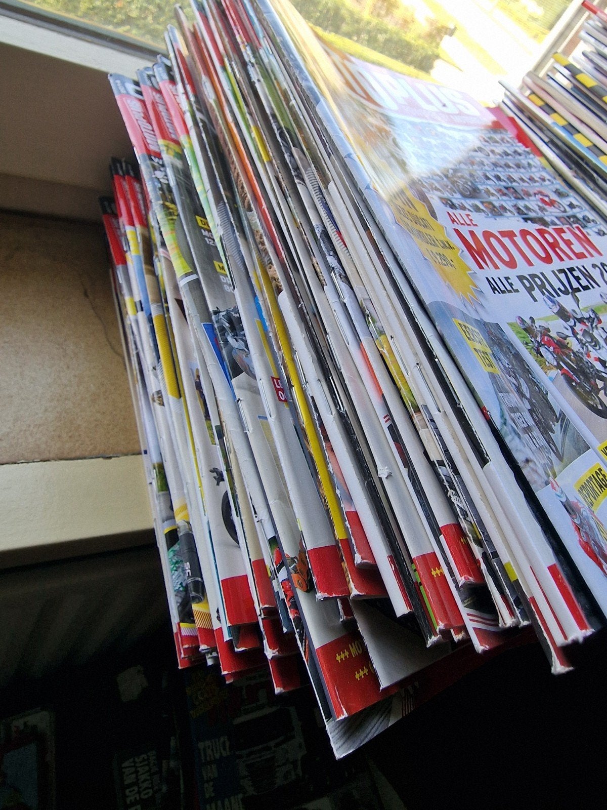 stapel MotoPlus tijdschriften - Motoren, tests, reporta, Ophalen of Verzenden, Gelezen, Algemeen