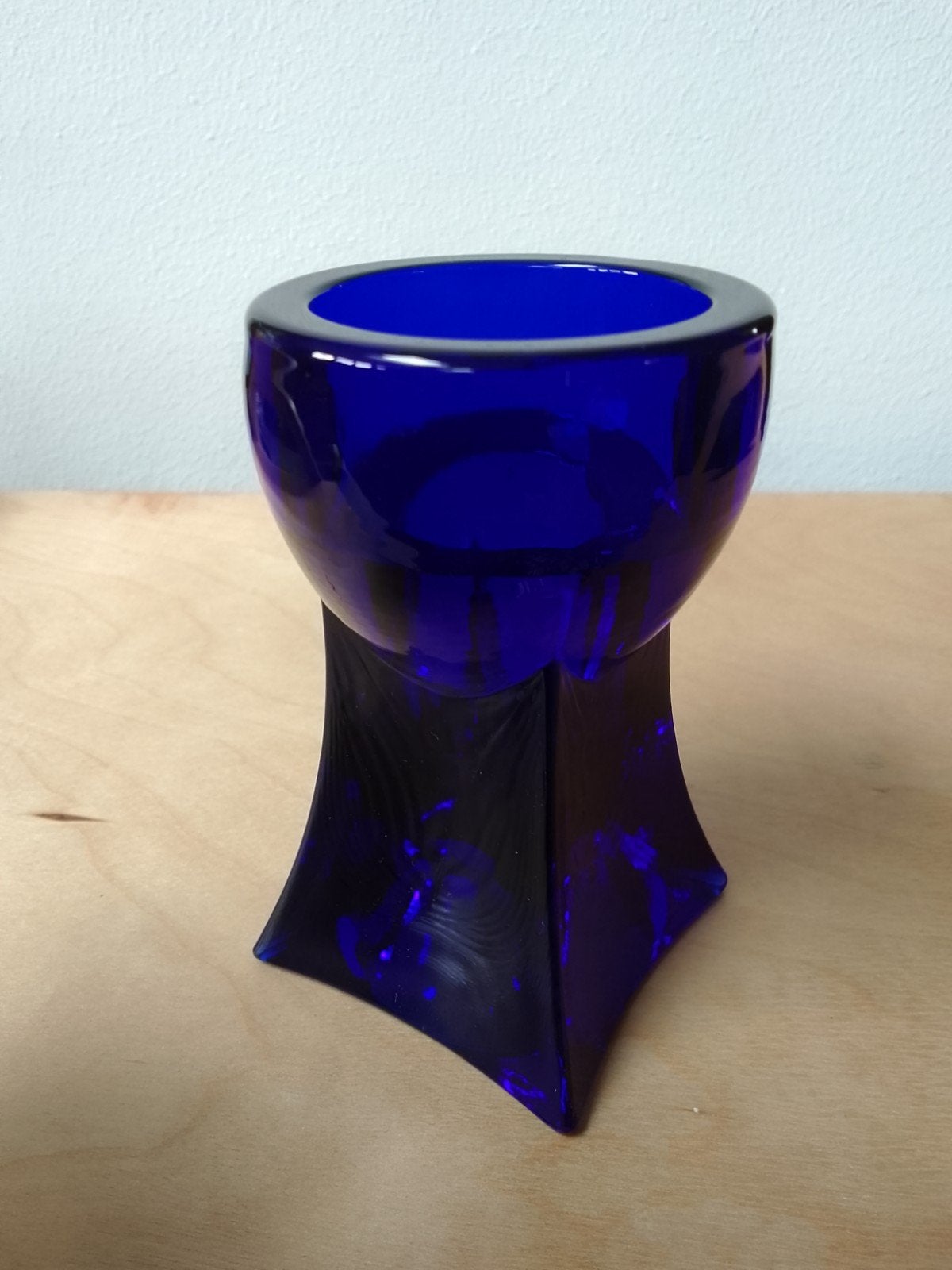 Kobalt blauwe Iittala Kartio kaarsenhouder, Kaj Franck, Ophalen of Verzenden, Zo goed als nieuw, Overige materialen, Kandelaar