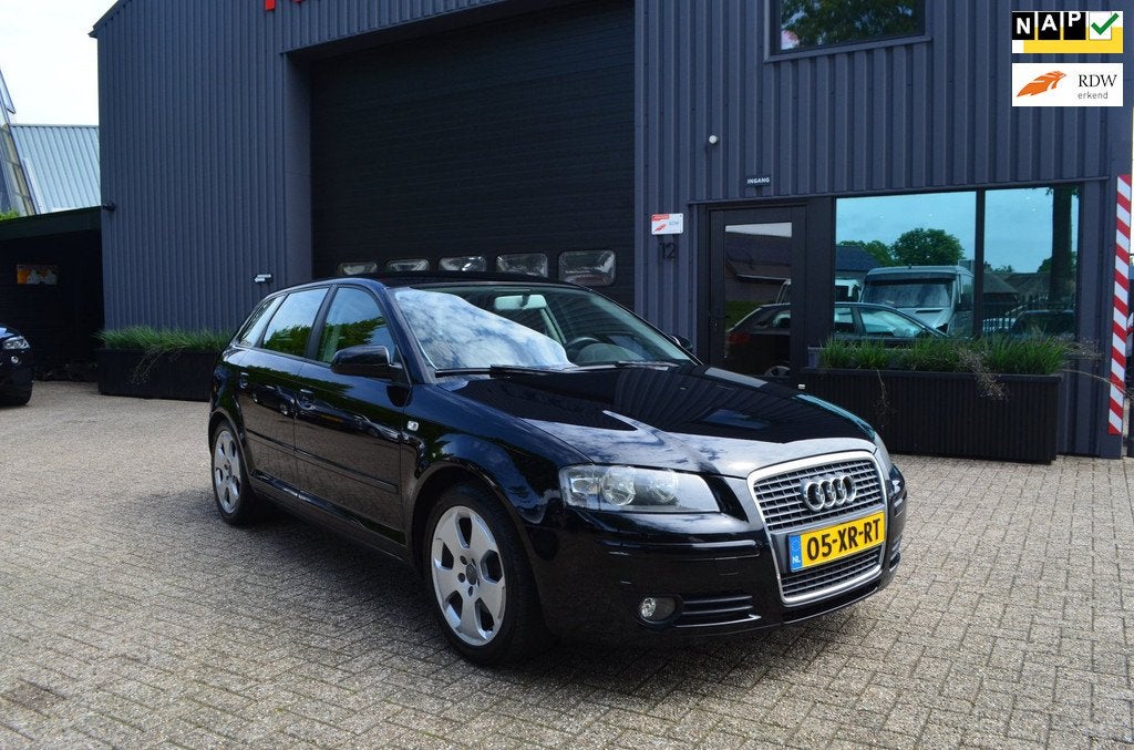 Audi A3 Sportback 1.8 TFSI Ambition | Zeer nette auto | Revi, Voorwielaandrijving, Automatische klimaatregeling, Gebruikt, 4 cilinders