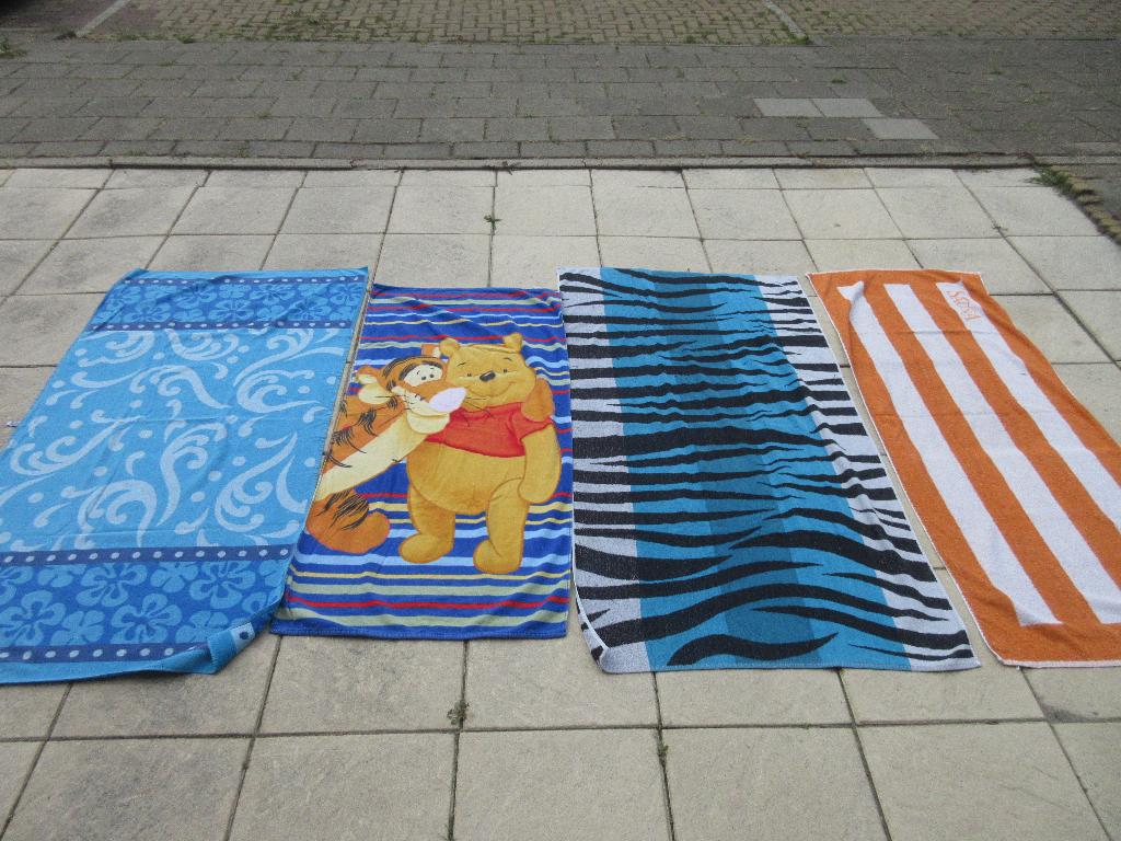 Diverse strandlakens handdoeken, Ophalen of Verzenden, Gebruikt, Handdoek