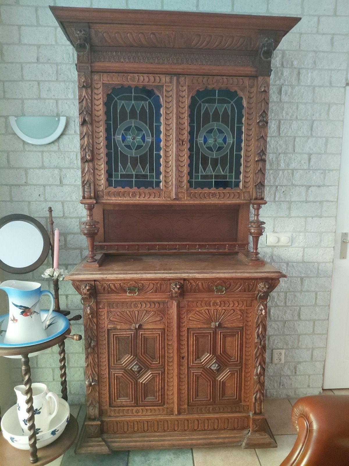 Antieke Mechelse Kast met Glas-in-lood, Ophalen of Verzenden