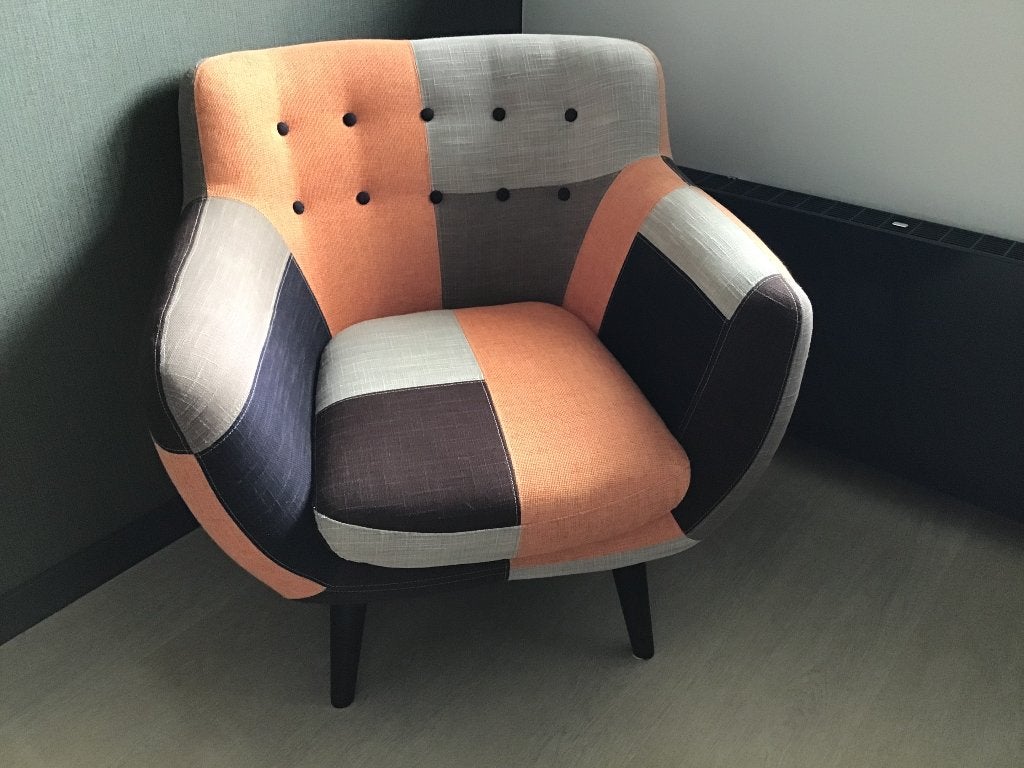 Fauteuil nog 1 te koop WEGENS VERHUIZING, Huis en Inrichting, Fauteuils, Ophalen, 75 tot 100 cm, Zo goed als nieuw, 75 tot 100 cm