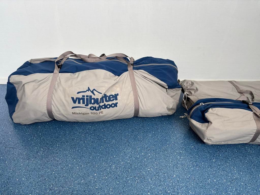 Vrijbuiter Michigan 320 PE tunneltent - 4 persoons, Caravans en Kamperen, Tenten, Ophalen, Gebruikt, Tot en met 4
