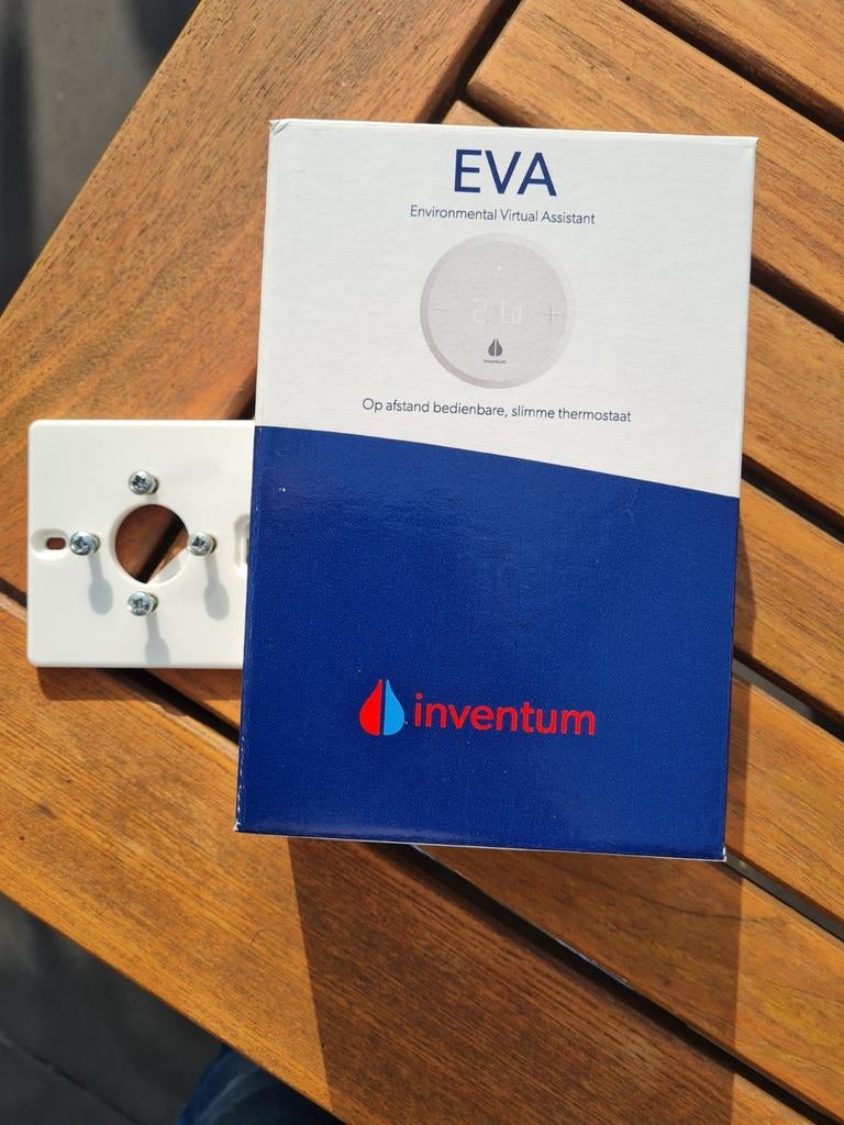 Inventum EVA Slimme Thermostaat - Nieuw in doos, Doe-het-zelf en Verbouw, Thermostaten, Nieuw, Slimme thermostaat, Ophalen of Verzenden