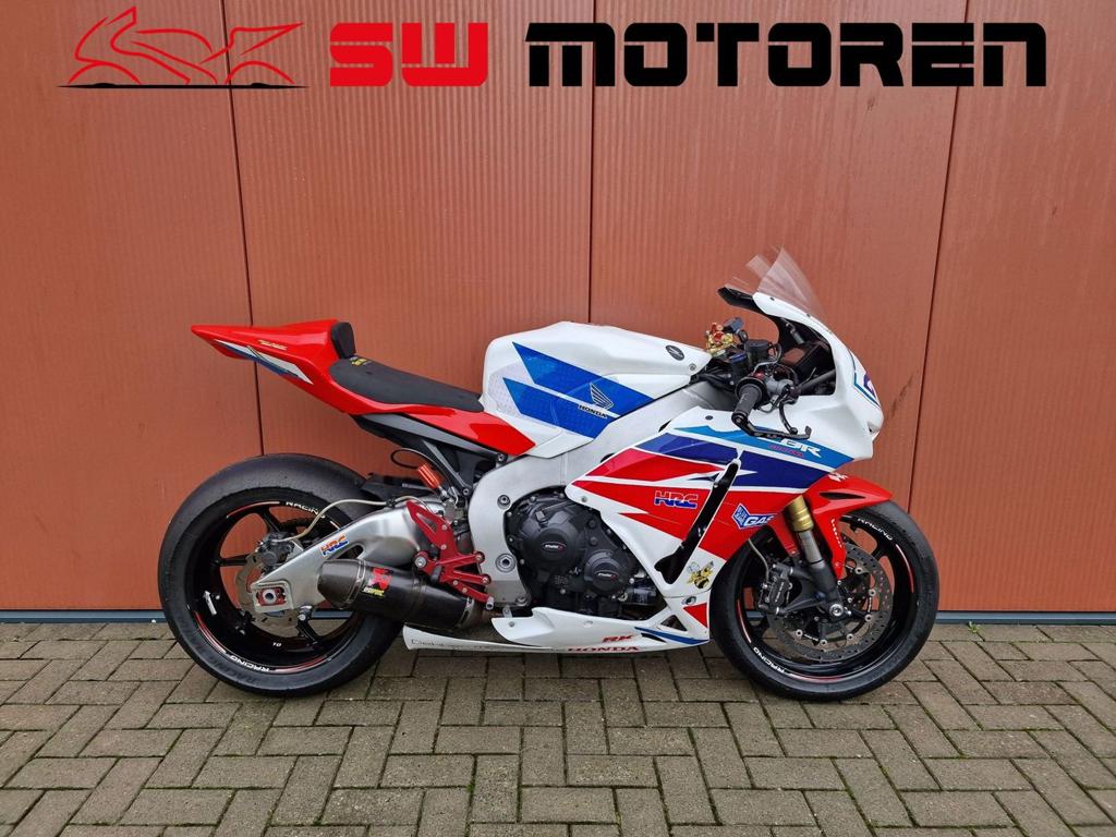 CBR 1000RR FIREBLADE TRACKBIKE, CIRCUITMOTOR, CIRCUIT MOTOR, Motoren, HONDA, 4 cilinders, Bedrijf, Onbekend