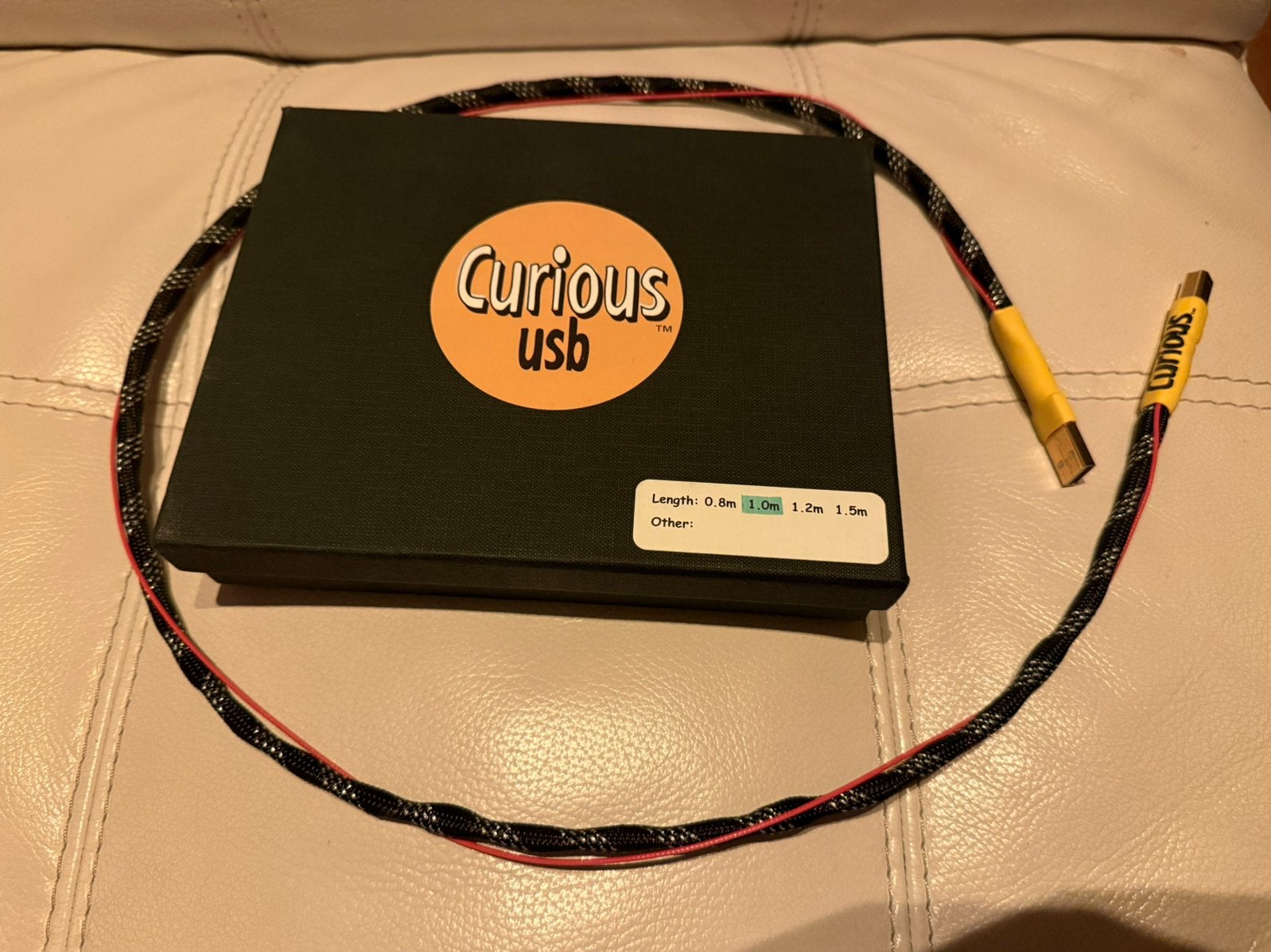 Curious USB audio kabel, Audio, Tv en Foto, Audiokabels en Televisiekabels, Ophalen of Verzenden, Zo goed als nieuw, Minder dan 2 meter