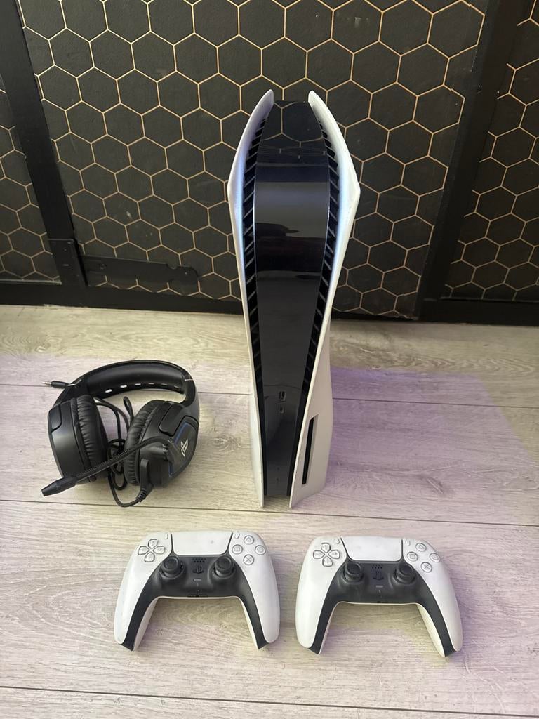 PlayStation 5 Disc Editie met 2 Controllers + Headset, Spelcomputers en Games, Spelcomputers | Sony PlayStation 5, Ophalen of Verzenden