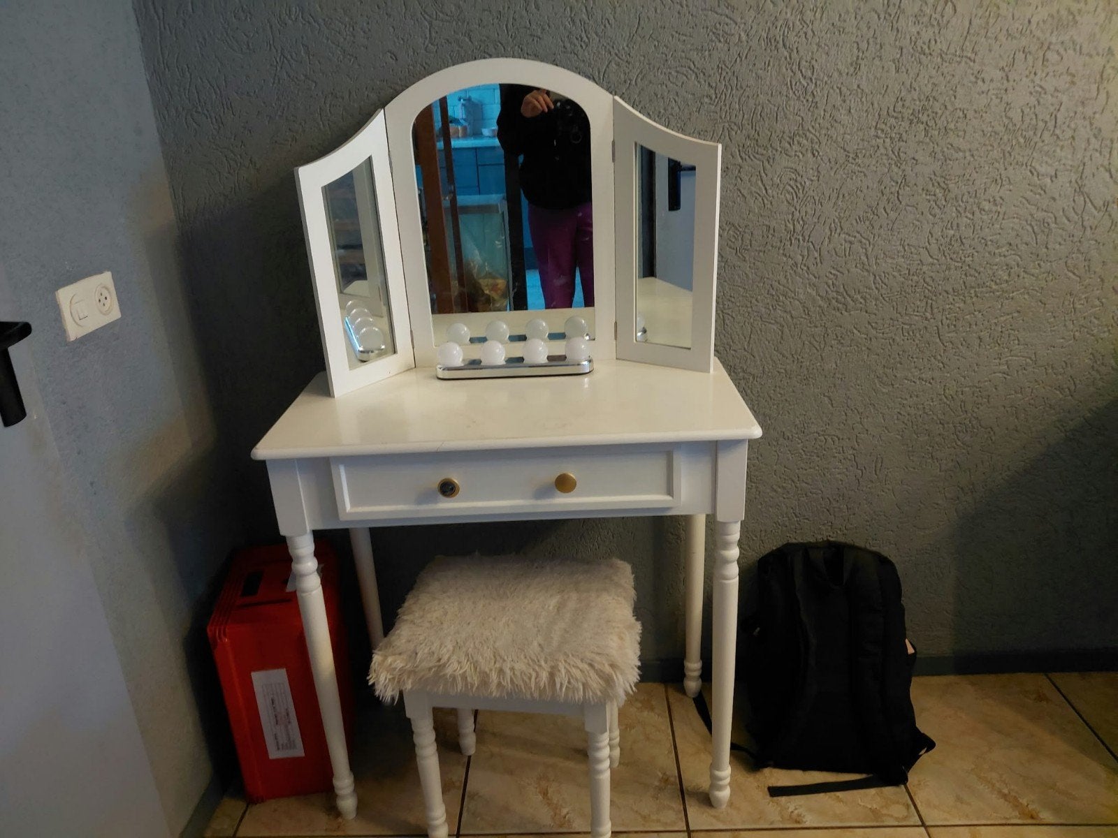 Witte kaptafel met drievoudige spiegel en krukje, Ophalen, 100 tot 150 cm, 50 tot 100 cm, Zo goed als nieuw