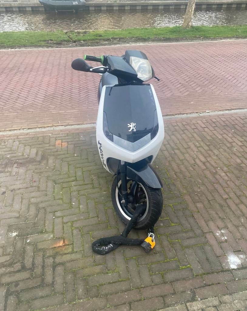 Peugeot New Vivacity project, Ophalen, Zo goed als nieuw, Benzine, Overige modellen