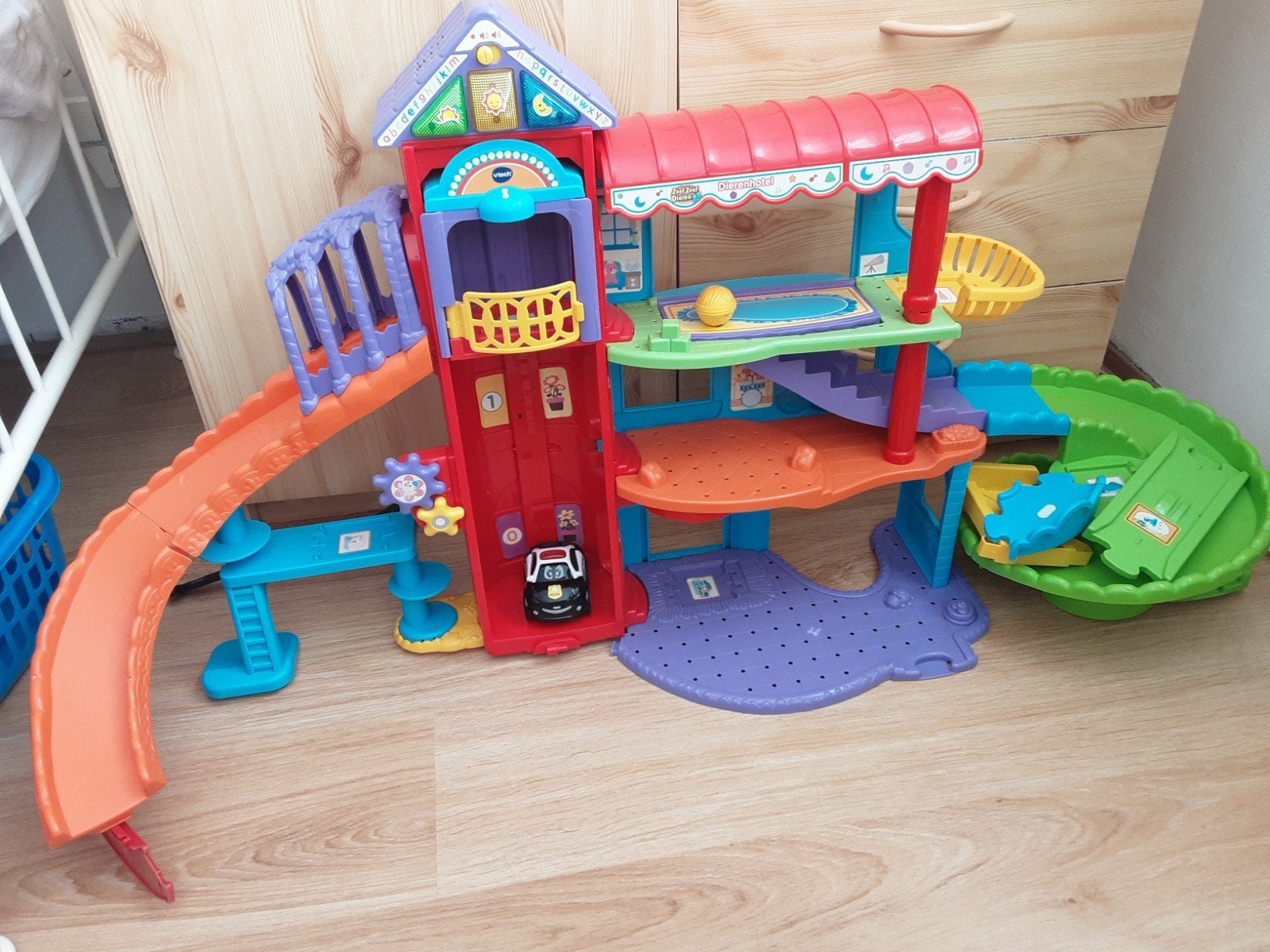 vtech auto garage netjes en schoon, Ophalen, Zo goed als nieuw, 6 maanden tot 2 jaar
