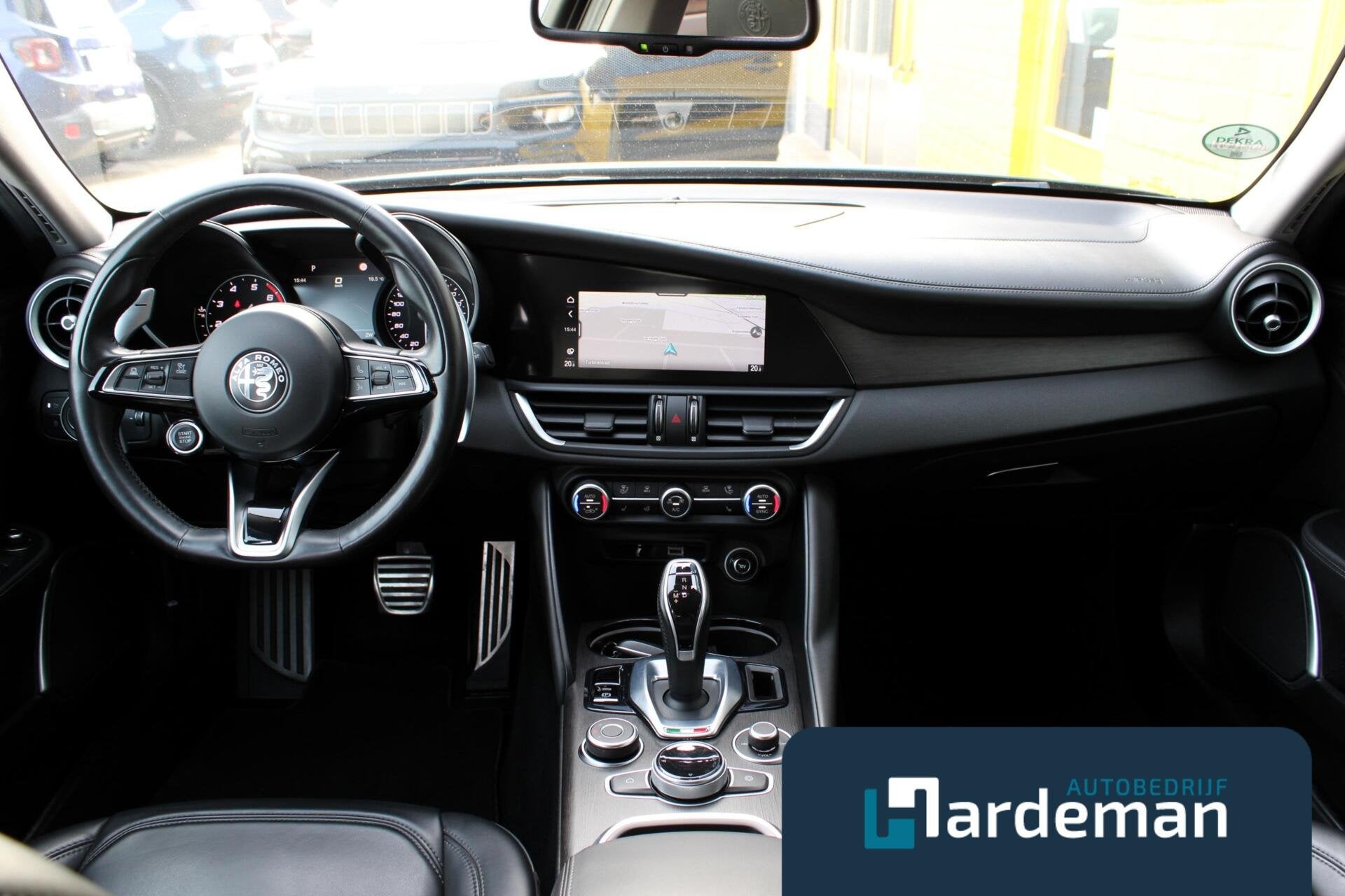 Alfa Romeo Giulia 2.0T TI Verde Visconti Driver Assist., Auto's, Automaat, 745 kg, Achterwielaandrijving, 4 cilinders