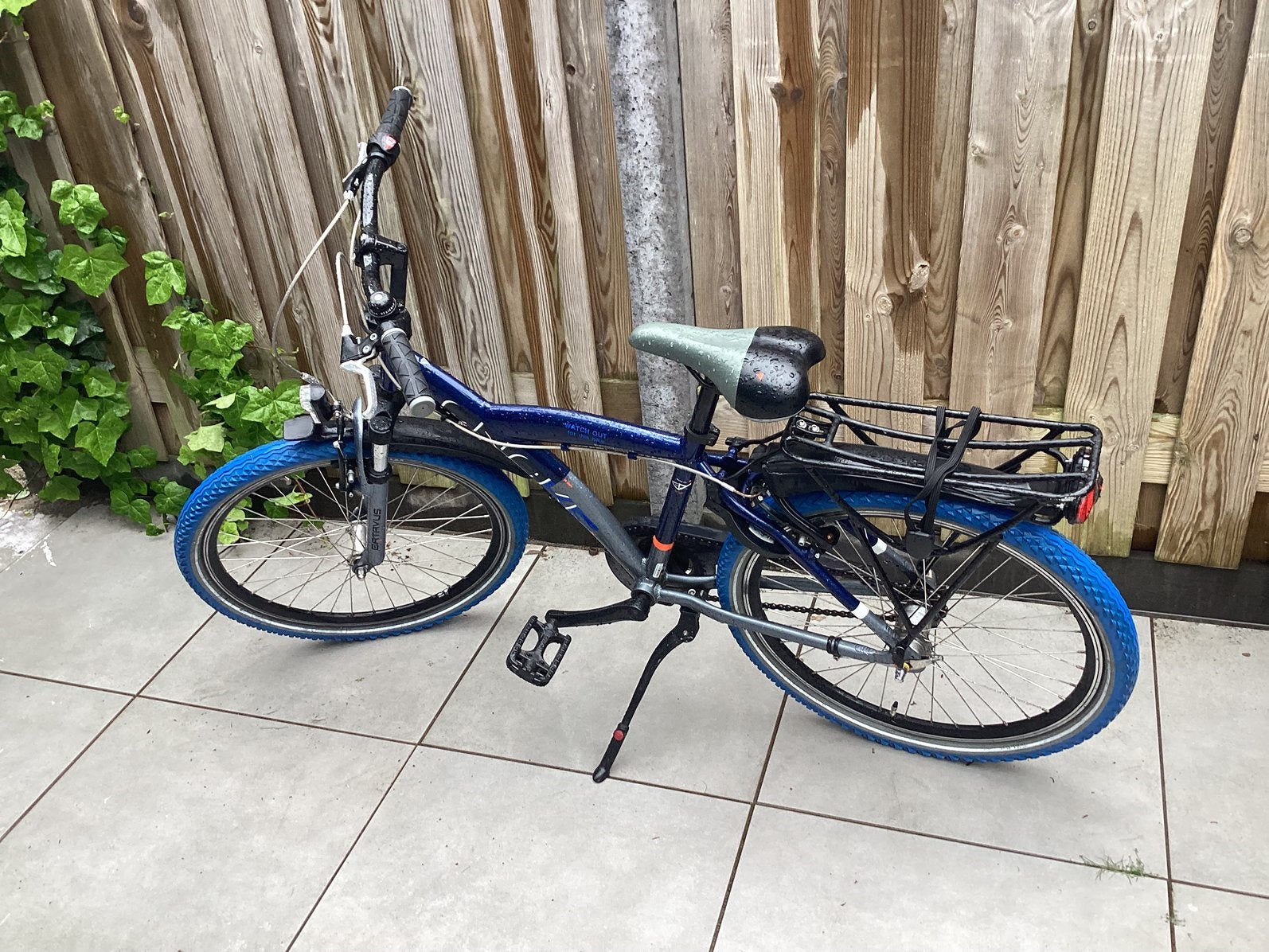 kinder fiets blauw 24 inch, Ophalen, Zo goed als nieuw, Terugtraprem, 20 inch of meer