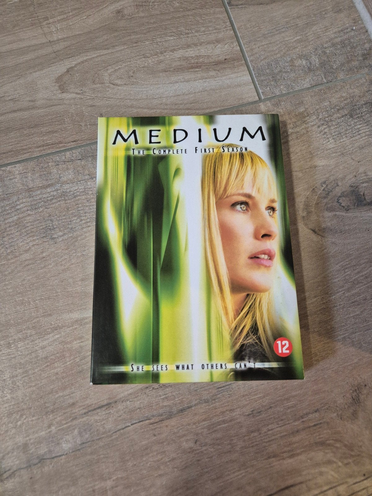 Medium - Complete eerste seizoen  (DVD), Cd's en Dvd's, Engels, Seizoen 1, Nederlands, Ophalen of Verzenden