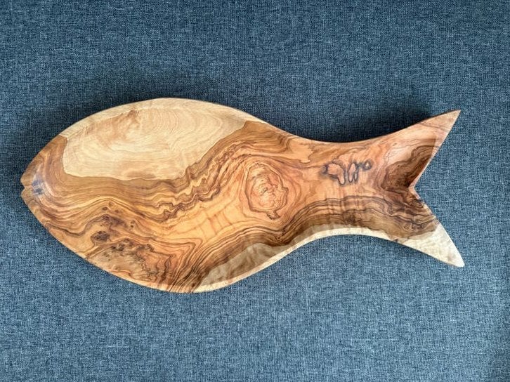 Bijzondere houten visschaal – vermoedelijk olijfhout – 42 cm, Schaal, Nieuw, Ophalen of Verzenden, Handgemaakt