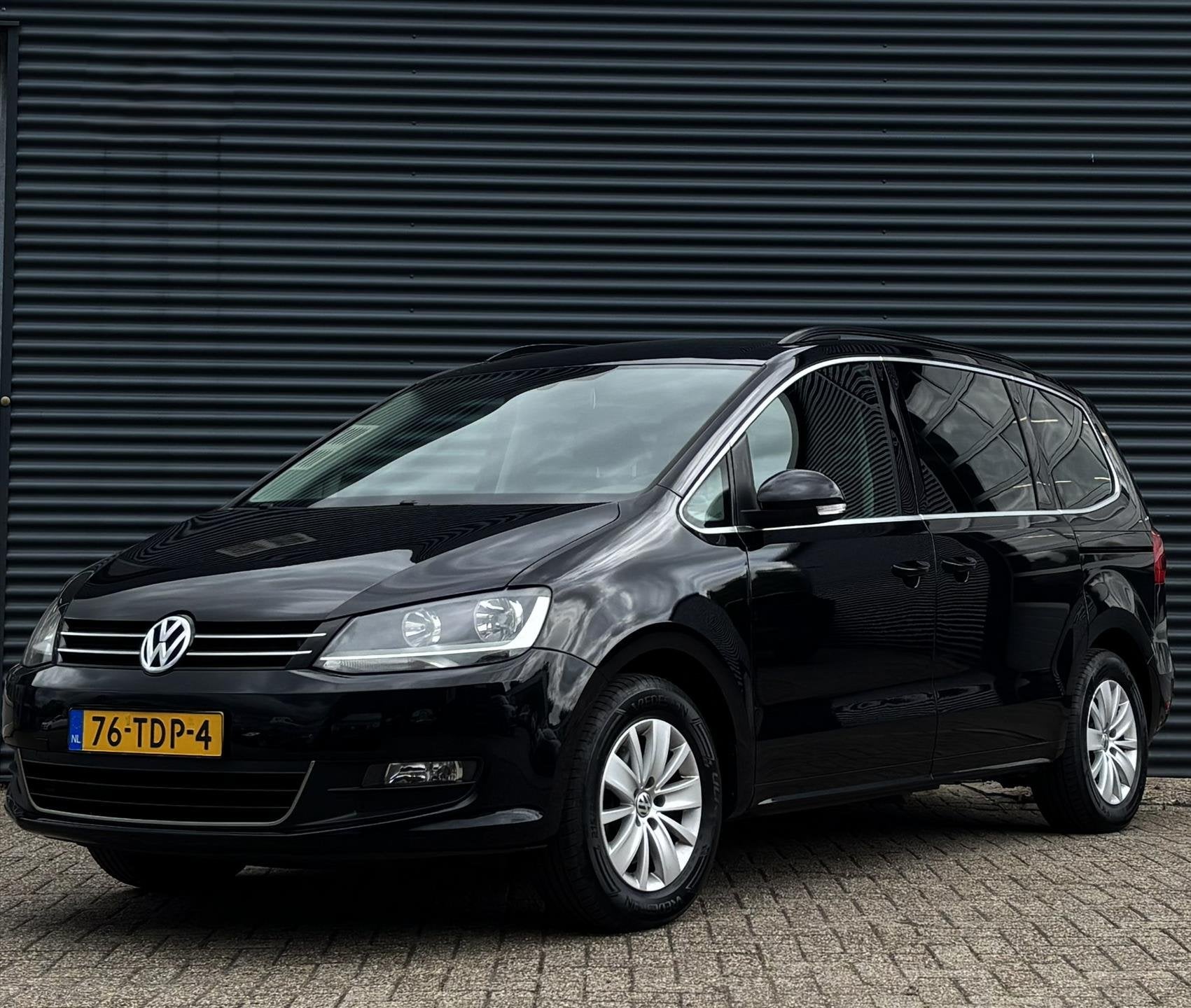 Volkswagen Sharan 1.4 TSI 150PK Comfortline 7-persoons Clima, Auto's, Voorwielaandrijving, Euro 5, Stof, Zwart