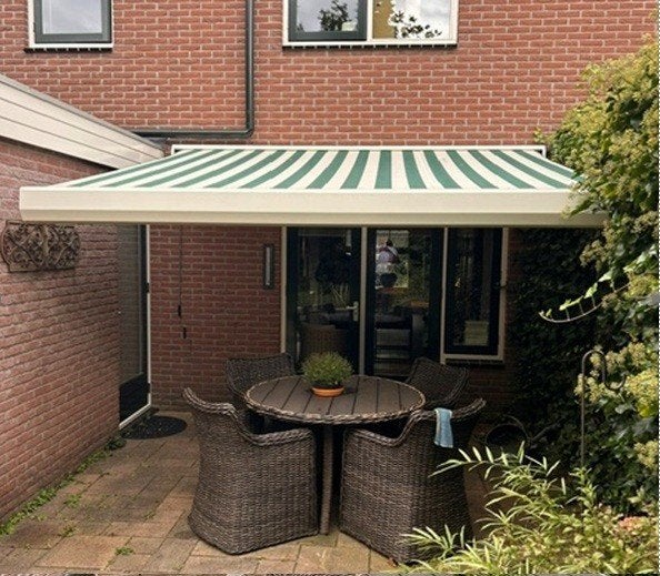 Sunmaster knikarmscherm (350 cm breed / 300 cm uitval), Ophalen, Zo goed als nieuw, 250 cm tot 450 cm, Knikarmscherm