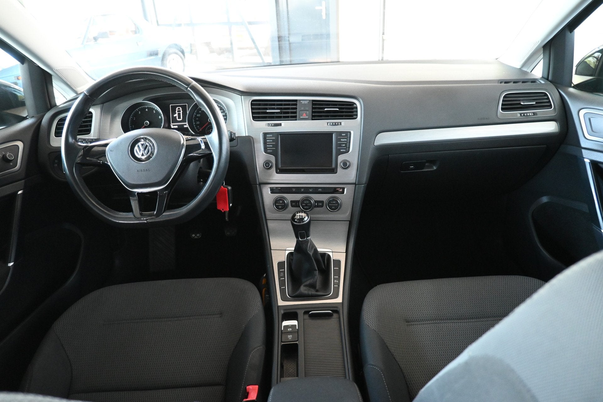 Volkswagen Golf Variant 1.0 TSI Comfortline Clima Navigatie, Stof, Gebruikt, Met garantie (alle), 116 pk