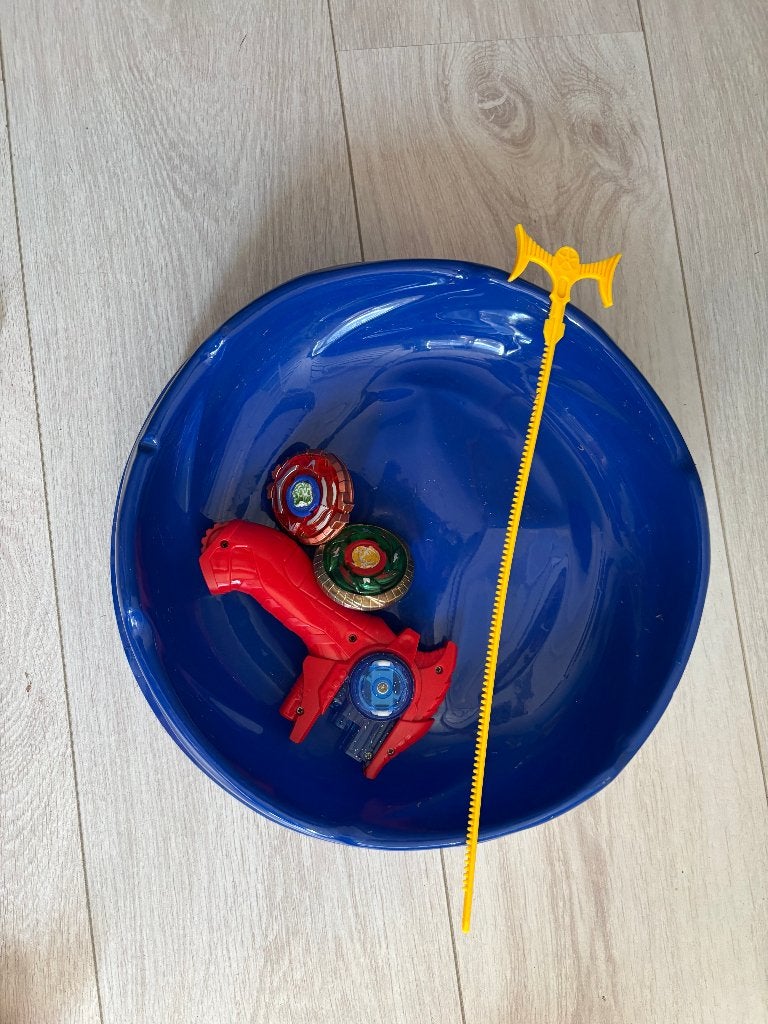 Beyblades van intertoys, Ophalen of Verzenden