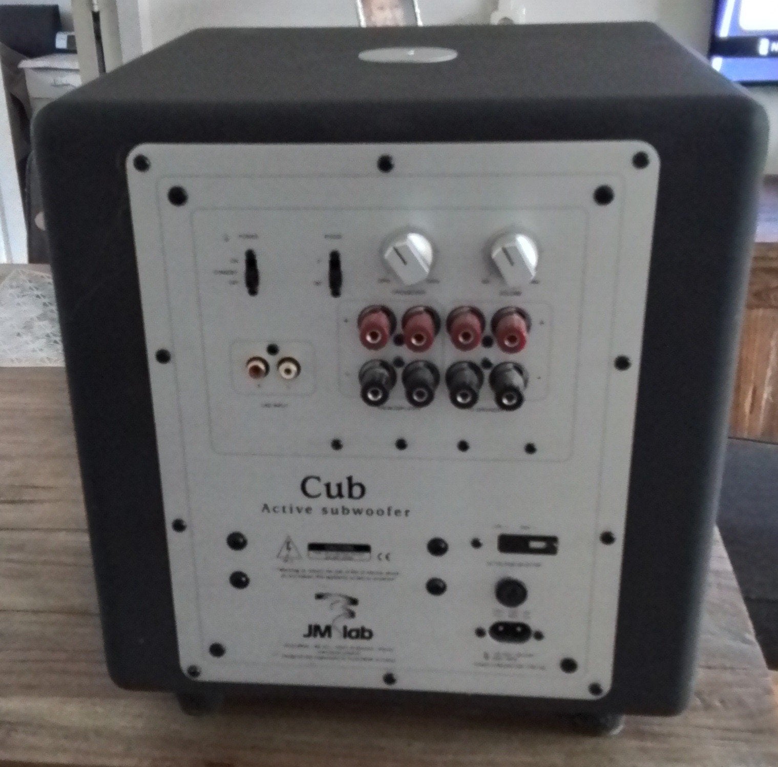 JM Lab, Subwoofer, Zo goed als nieuw, 120 watt of meer, Ophalen