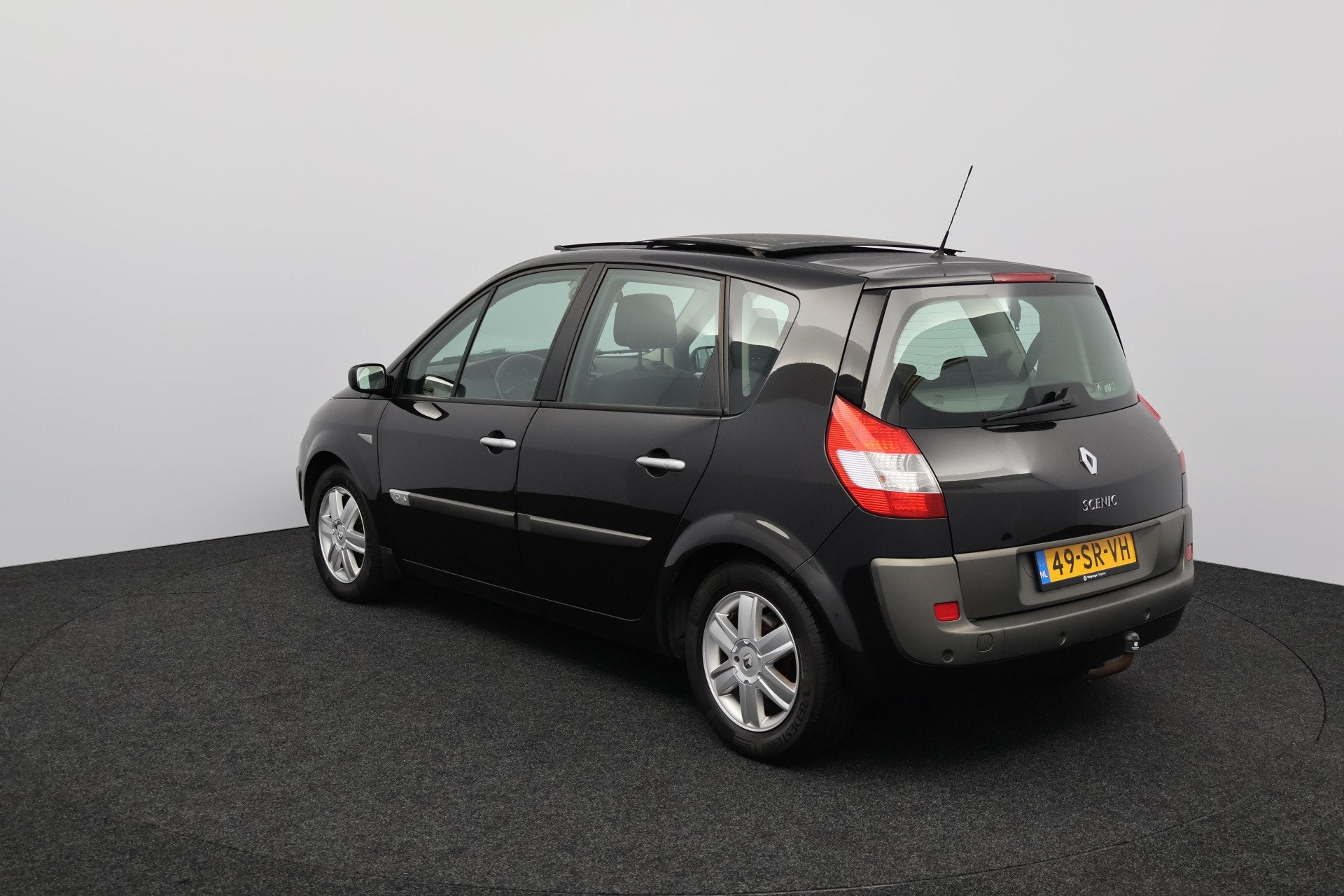 Renault Scénic 2.0-16V Privilège Luxe/ D-riem verv: 192.00, Auto's, 1998 cc, Gebruikt, Zwart, 4 cilinders