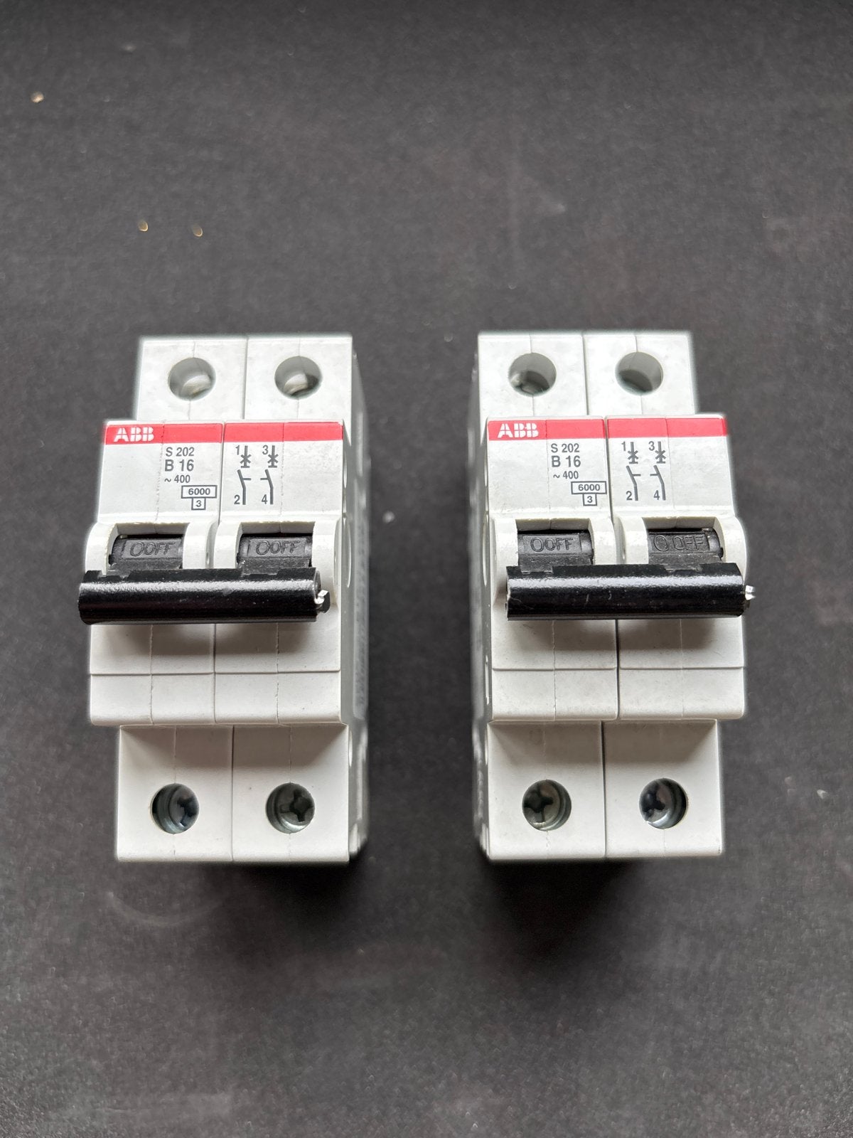 ABB S202 B16 Installatieautomaat (2 stuks), Ophalen of Verzenden, Gebruikt, ABB, Installatieautomaat