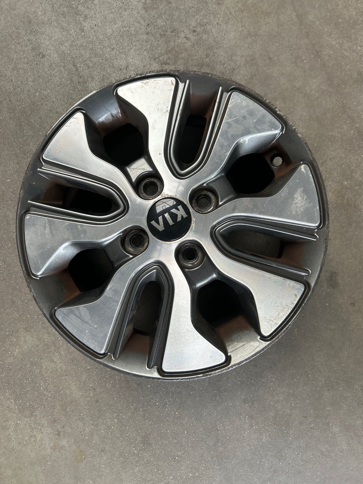Gebruikte Kia velg - 14 inch, Ophalen, 14 inch, Gebruikt, Velg(en)