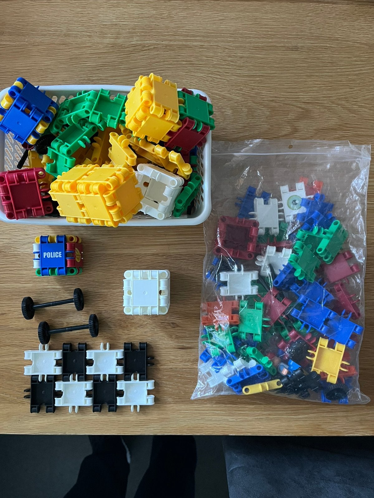 Clics Build & play, Ophalen, Zo goed als nieuw