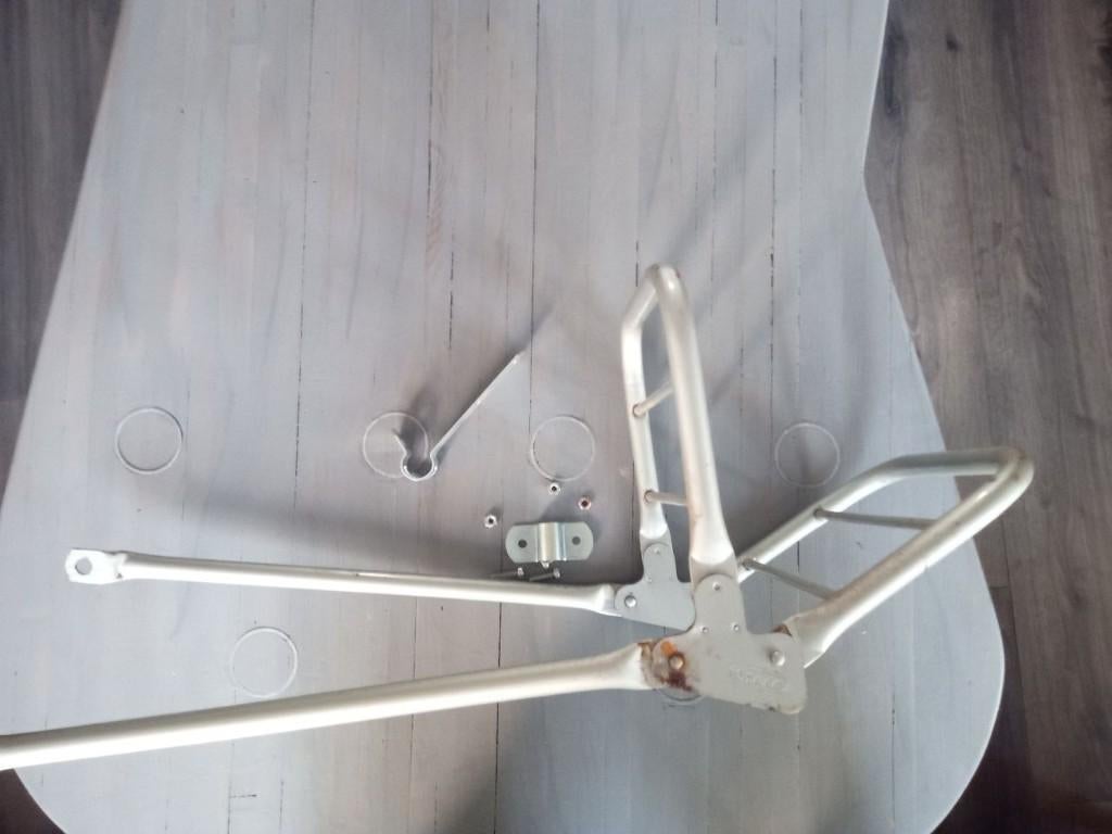 Steco achterrekje / bagagerekje voor Berini Batavus, Sparta?, Fietsen en Brommers, Ophalen of Verzenden, Nieuw, Carburateur, Overige merken