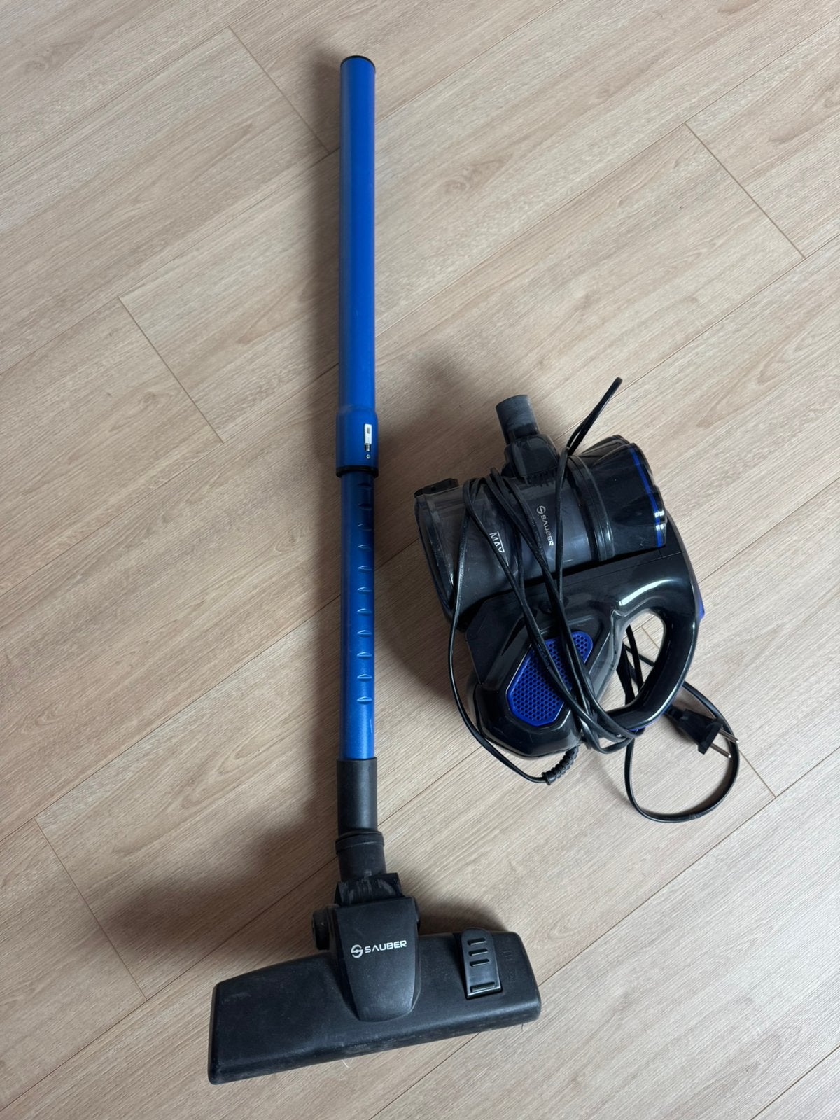Sauber 2-in-1 Steelstofzuiger & Kruimeldief, Ophalen, Gebruikt, Minder dan 1200 watt, Reservoir