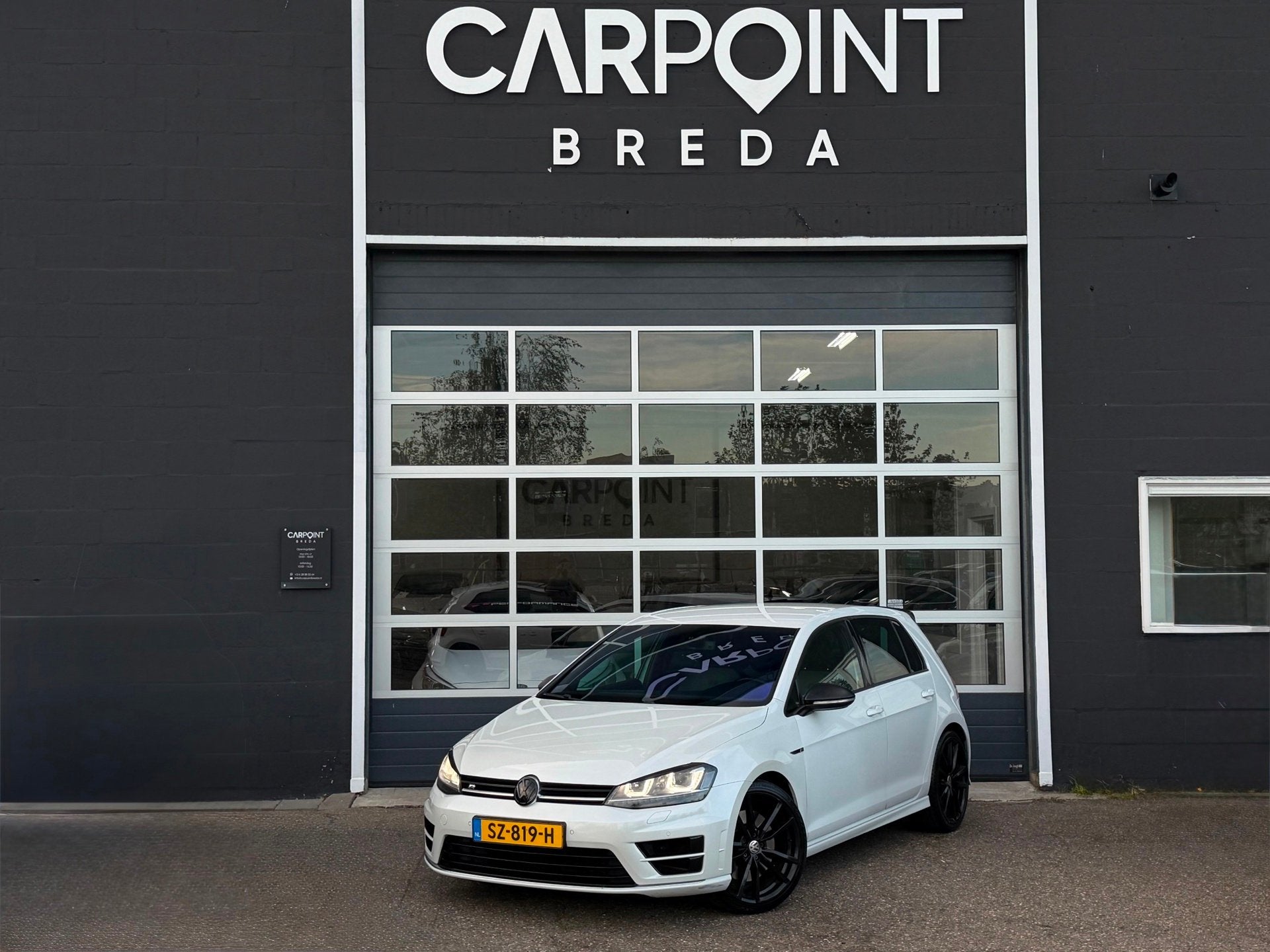 Volkswagen Golf 2.0 TSI R 4Motion|CARPLAY|CAMERA|GROOT NAVI|, Auto's, Automaat, Gebruikt, Euro 6, 4 cilinders