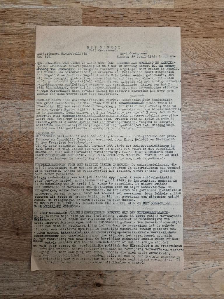 Wo2 illegale pers verzetskrant Het Parool, 29 april 1945, Ophalen of Verzenden, Overige soorten, Nederland, Boek of Tijdschrift