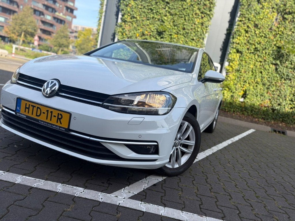 Volkswagen Golf 1.0 TSI Comfortline BlueMotion /Nav/Stoelver, Voorwielaandrijving, Stof, 1145 kg, Euro 6