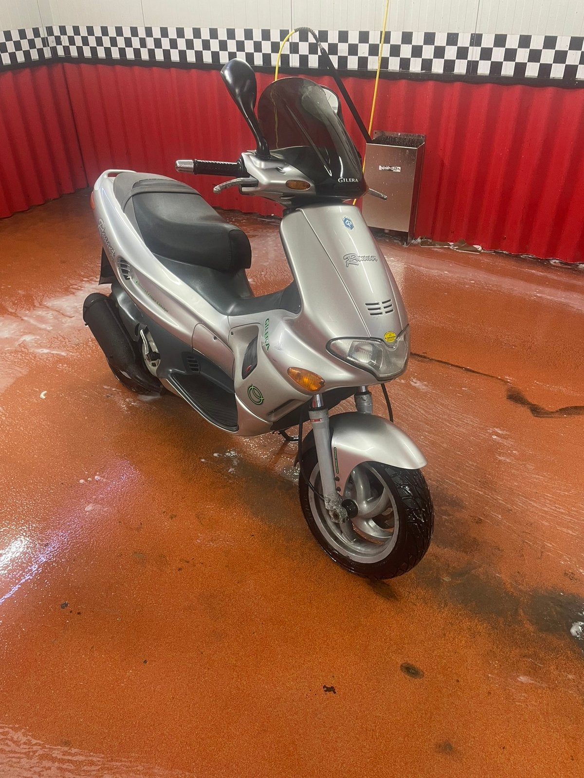 Gilera runner fx 125cc duits, Maximaal 45 km/u, Benzine, Gilera, Gilera