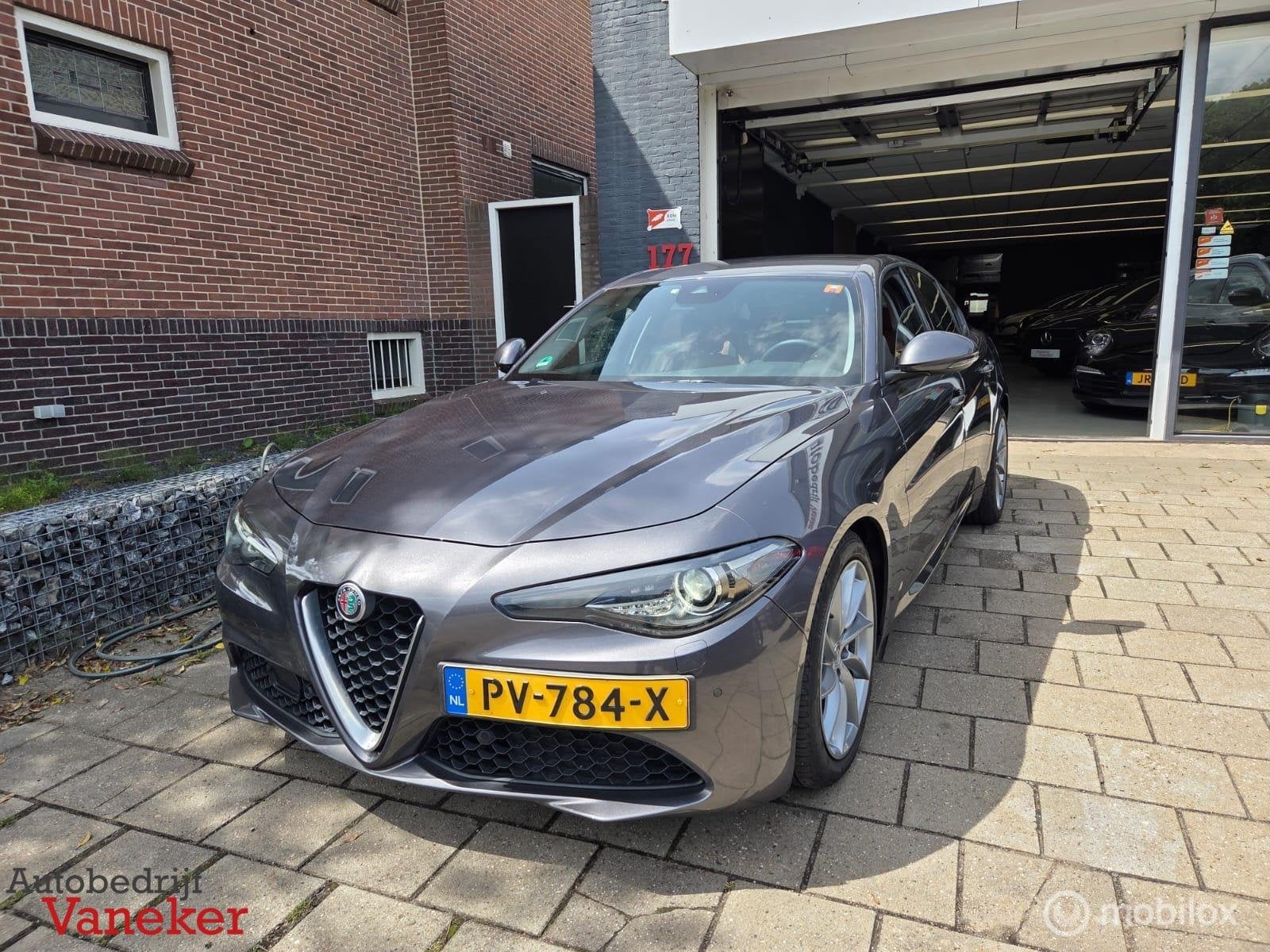 Alfa Romeo Giulia 2.0T Super|Savalli 291PK|Leder|NAP|CARPLAY, Auto's, Alfa Romeo, Automaat, 745 kg, Achterwielaandrijving, Euro 6