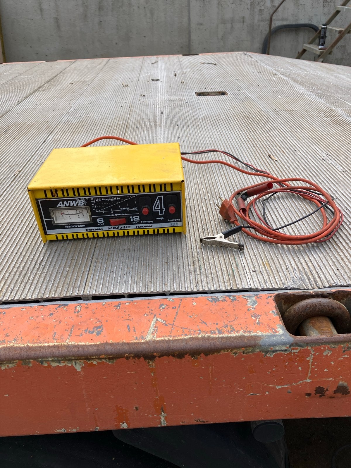 Originele ANWB acculader 6 & 12 volt, Auto-onderdelen, Gebruikt