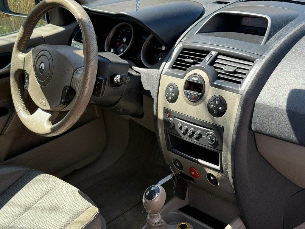 Renault Mégane Gereserveerd!, 1998 cc, Gebruikt, 1225 kg, 4 cilinders