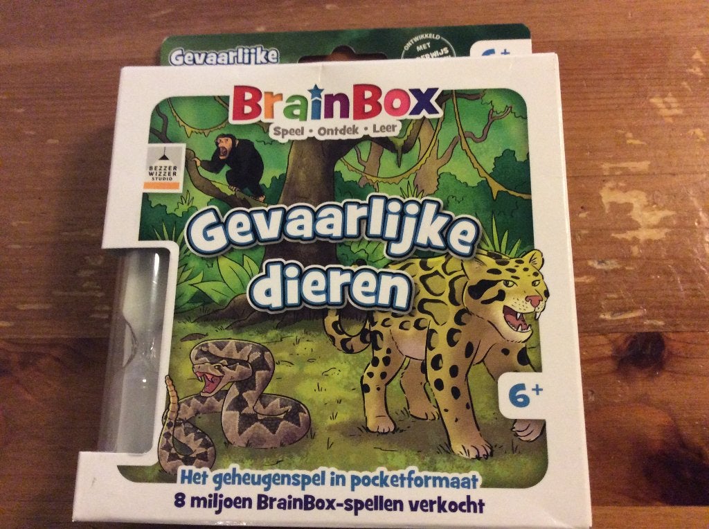Brainbox, gevaarlijke dieren. kaartspel, nieuw, Vijf spelers of meer, Ophalen of Verzenden, Nieuw, Bezzerwizzer Studio