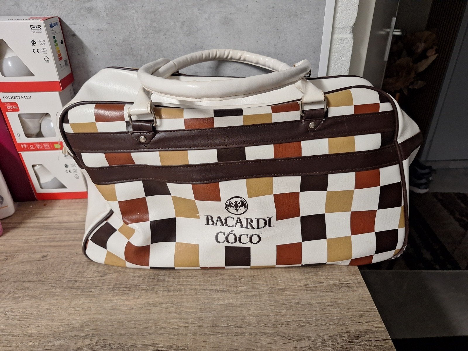 Bacardi Coco Cola Reistas / Weekendtas - Gebruikt, Ophalen of Verzenden, Gebruikt, 30 cm of meer, Minder dan 35 cm